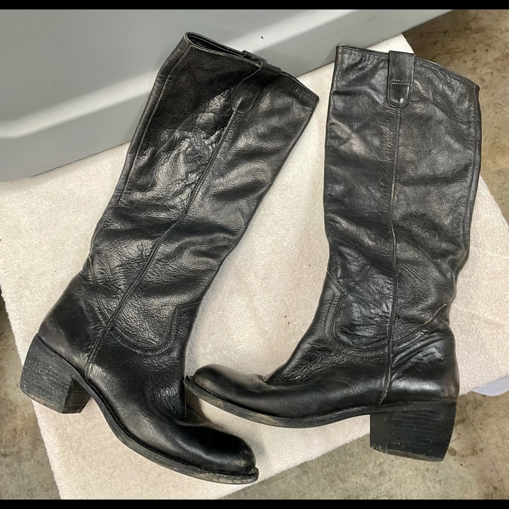 Tall black womens leather boots.  Size 10